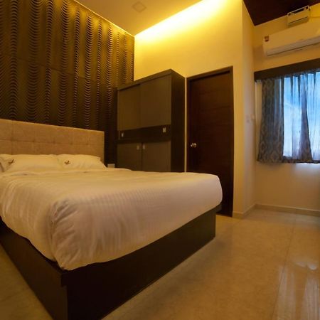 Jai Wings Hotel Puducherry Eksteriør billede