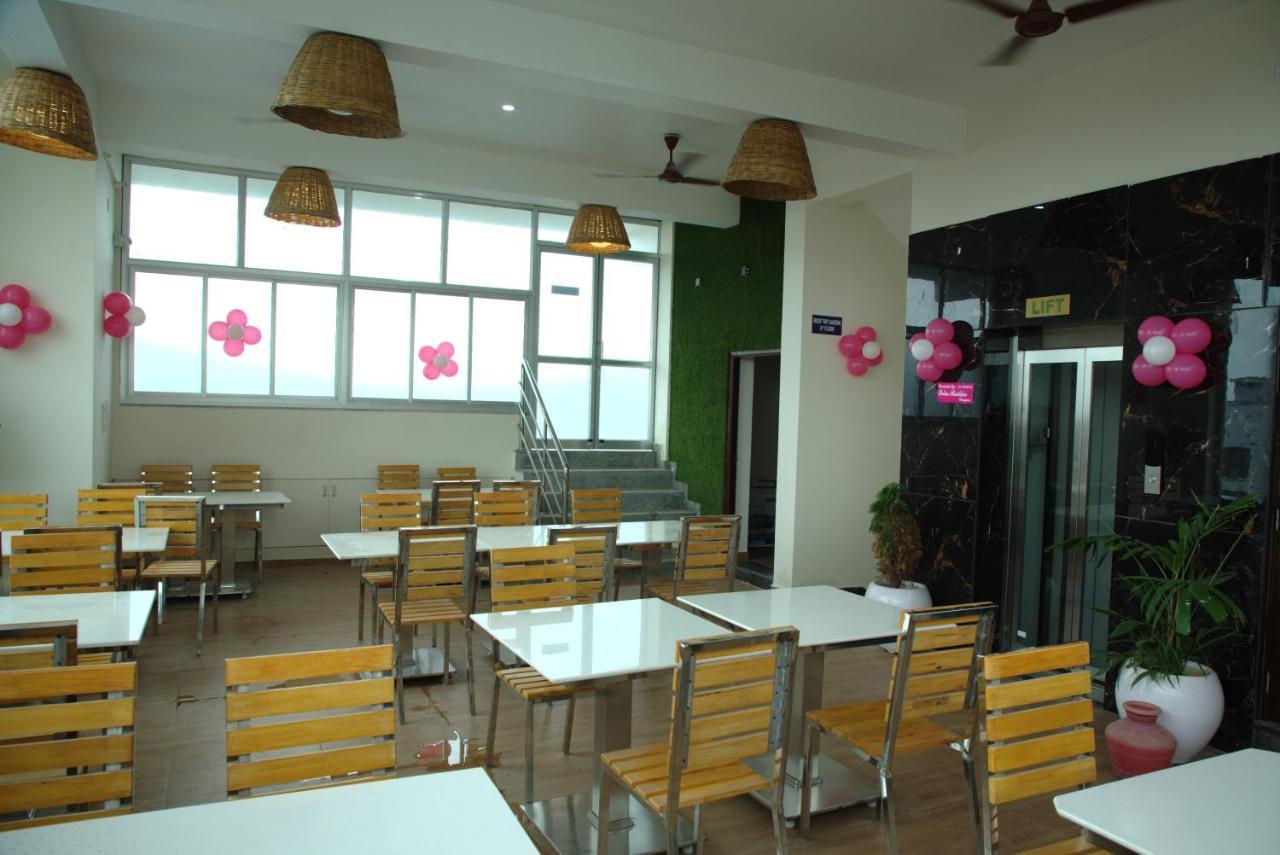 Jai Wings Hotel Puducherry Eksteriør billede