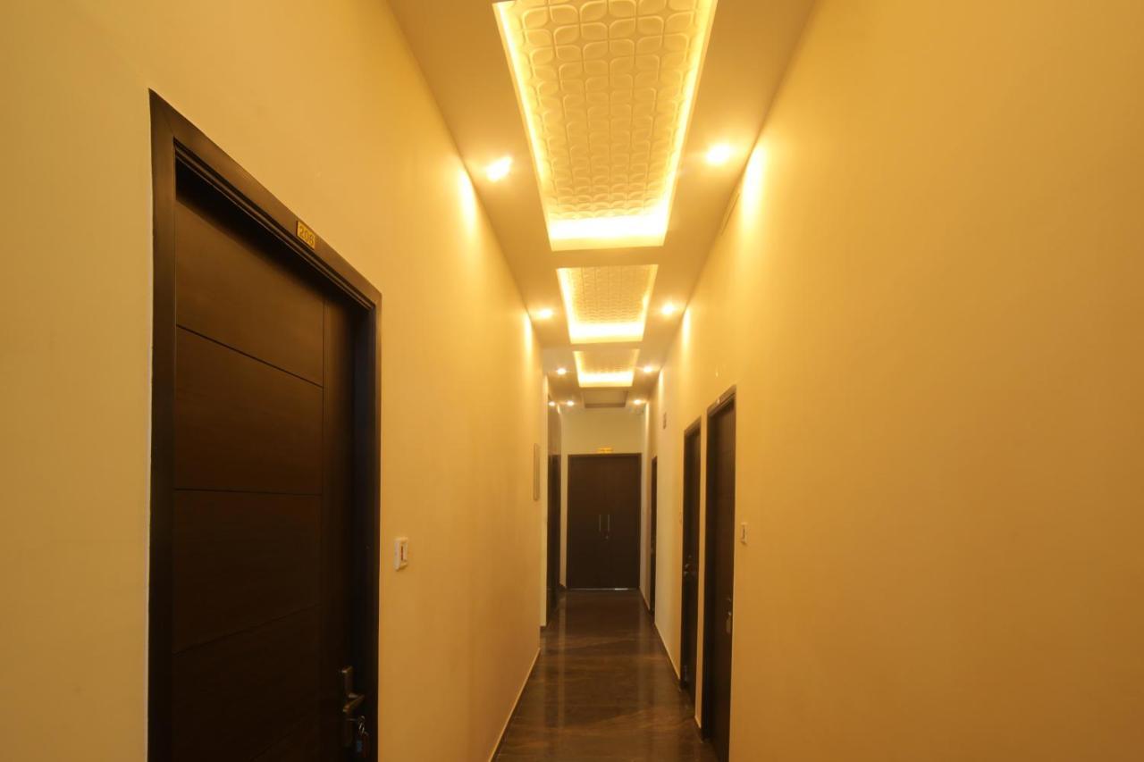 Jai Wings Hotel Puducherry Eksteriør billede